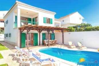 Villa mit Pool Mediterranean Blossom Foto